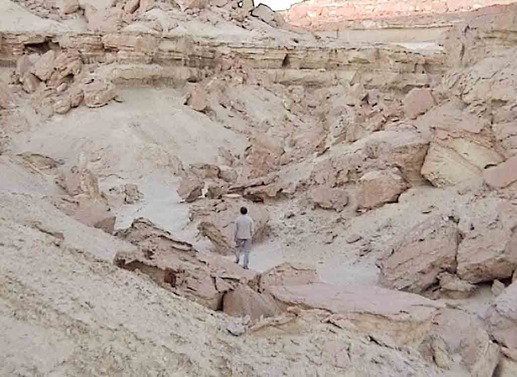 Exploring a Small Canyon Video Sound Installation Mike Marshall